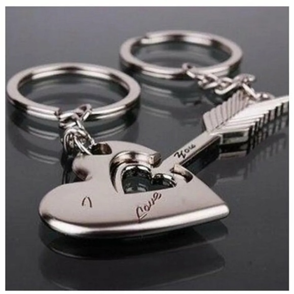 NWT. Keychain for Romantic Couple.Silver Tone Key Ring  Heart/Key Keychain. - Picture 12 of 12